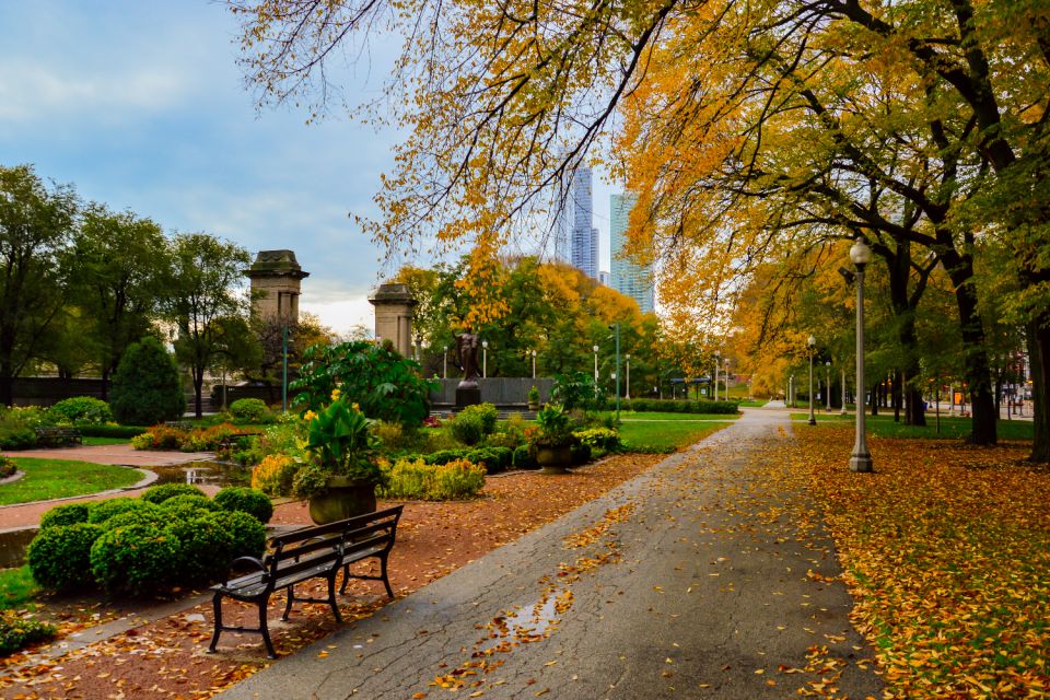 Chicago: Self-Guided Audio Walking Tour - Key Points