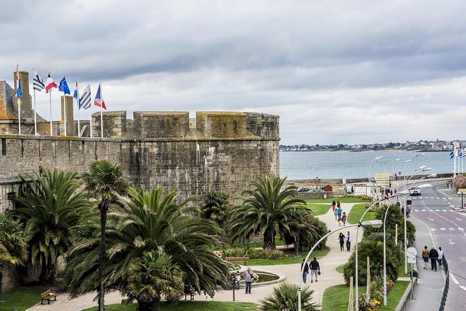 Day Trip With Local Driver to Mt Saint-Michel Cancale and Saint-Malo From Rennes