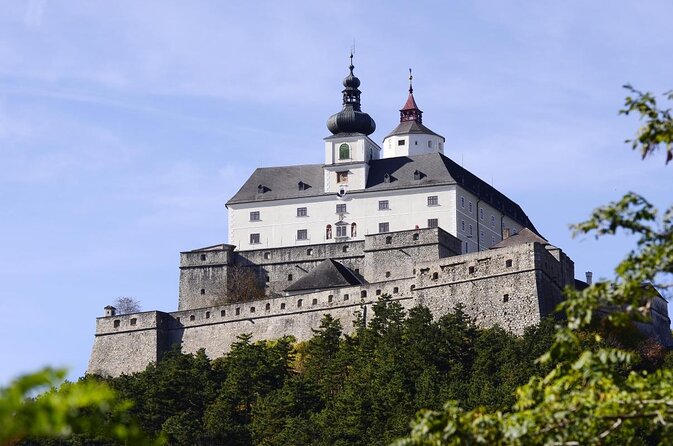 Forchtenstein Castle Guided Winter Tour - Key Points