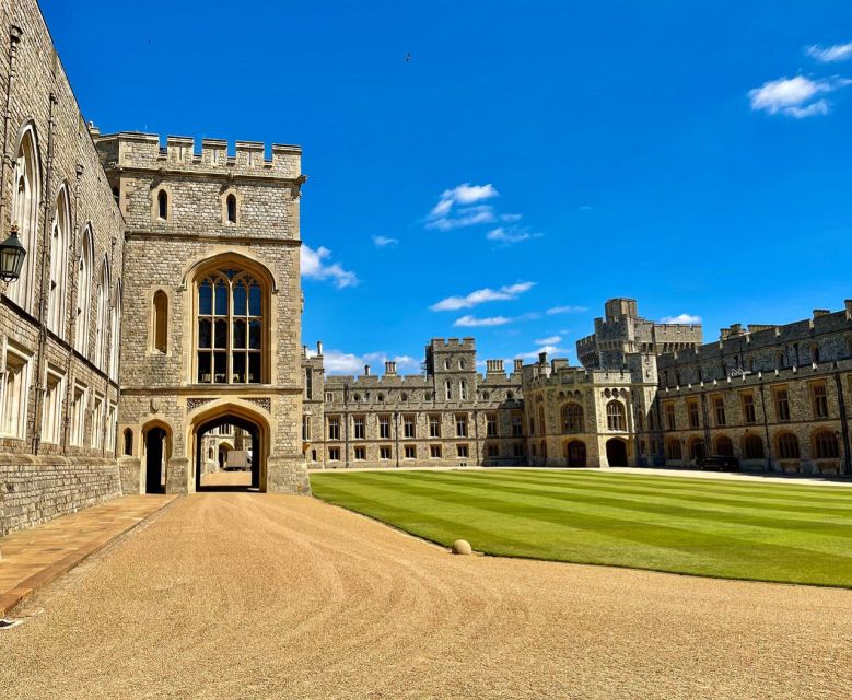 From London: Transfer to Southampton via Windsor Castle - Key Points