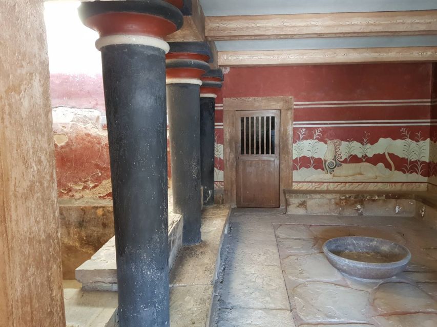 Knossos Palace and Village Pottery Tour - Key Points