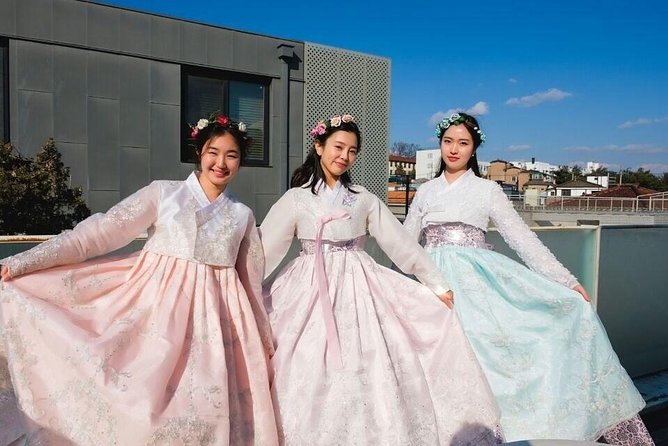 Korean Traditional Clothing Rental Shop - Key Points