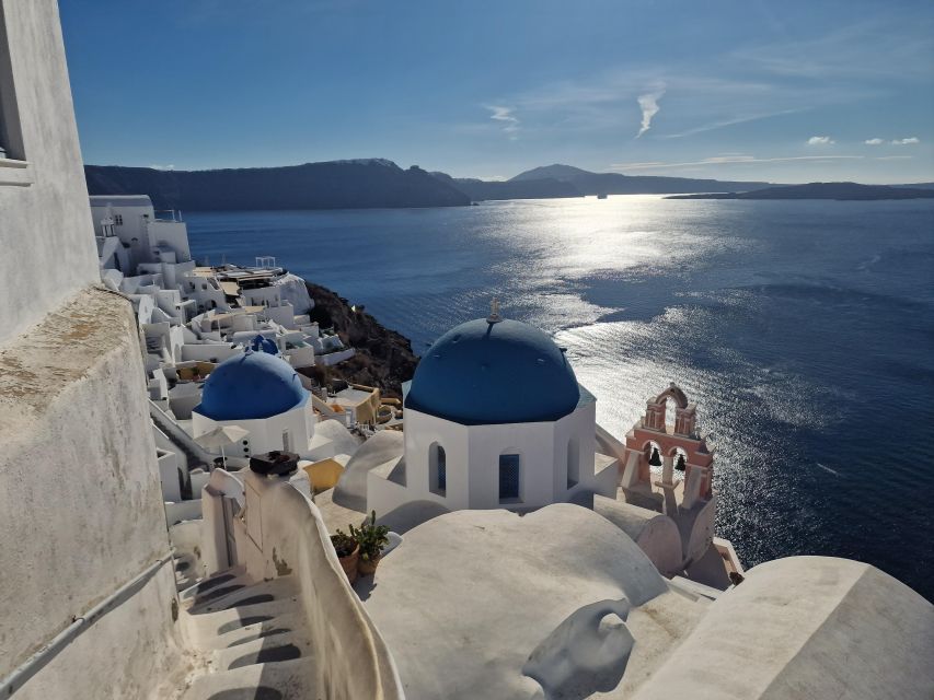 Lets Explore The North Part of Santorini - Key Points