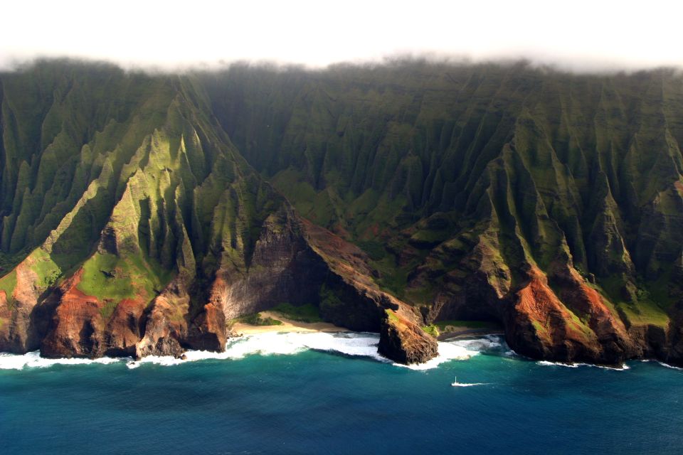 Lihue: Private Scenic Flight Over Kauai - Key Points