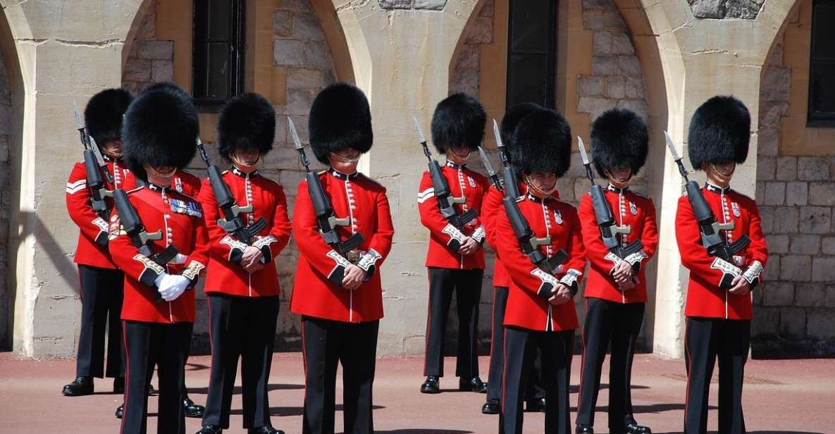 London: Changing of the Guard & Westminster Abbey - Key Points