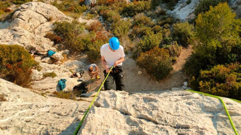 Marseille: Climbing Class in the Calanques National Park