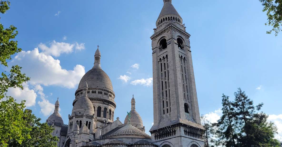 Montmartre Perfecto: Brothels, Wars, and Religion - Key Points