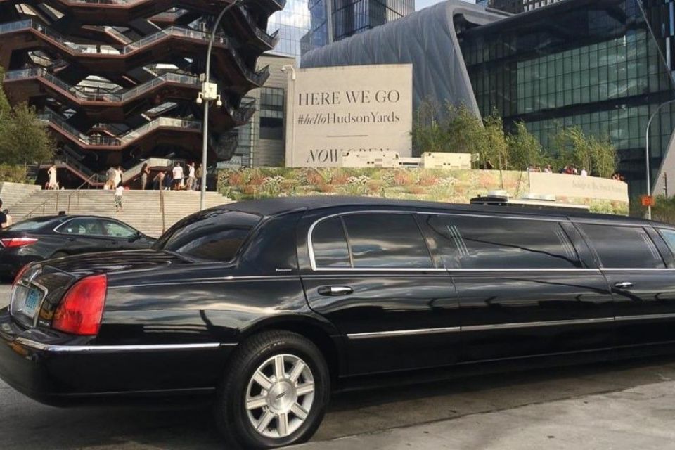 New York City: La Guardia Airport Private Limousine Transfer - Key Points