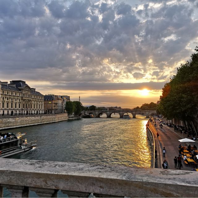 Paris by Night Small Group Bike Tour & Boat Cruise - Key Points