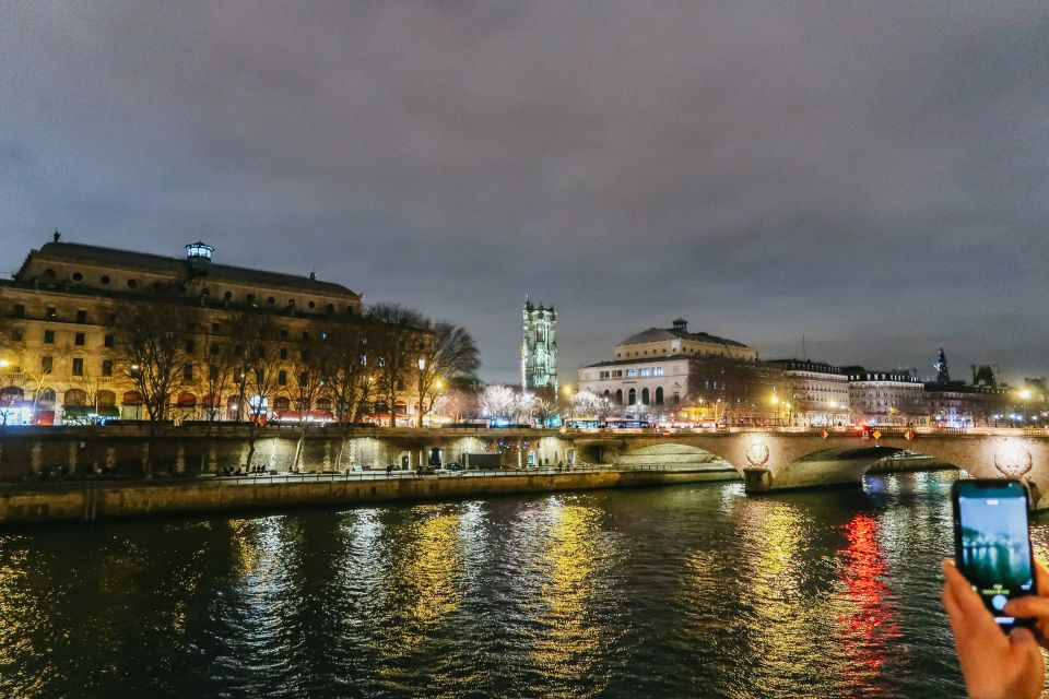 Paris: Dark History and Ghostly Guided Walking Tour - Key Points