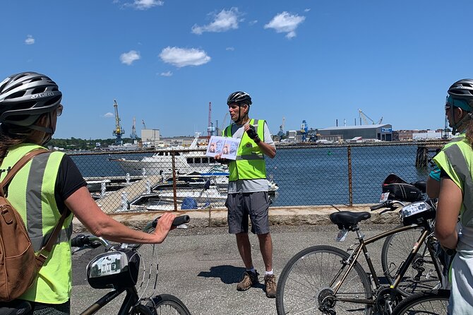 Portsmouth Small-Group Sightseeing Bike Tour - Key Points