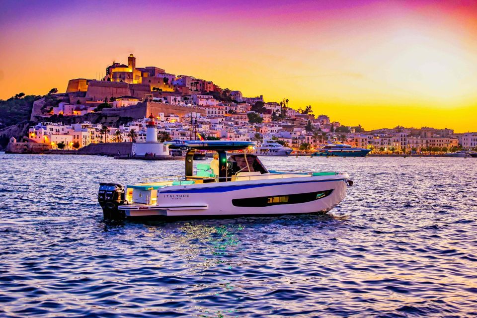 Private and Luxury Boat Day Tour Around Ibiza and Formentera - Key Points