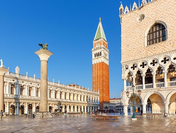 Private Photo Shoot in Venice With Gondola Ride - Key Points