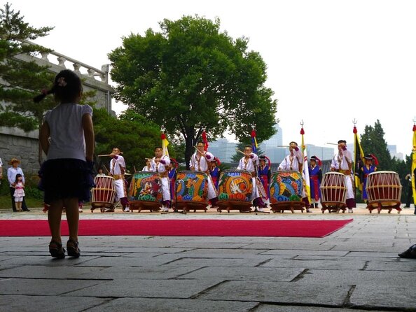 Seoul City Sightseeing With a Korean American - Key Points