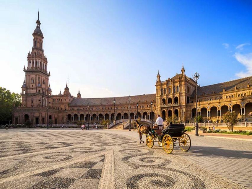 Seville: Horse Carriage Sightseeing Tour With Guide - Key Points