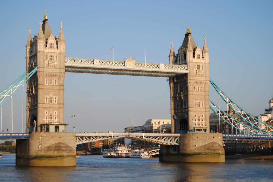 Tower of London Private Guided Tour - Key Points