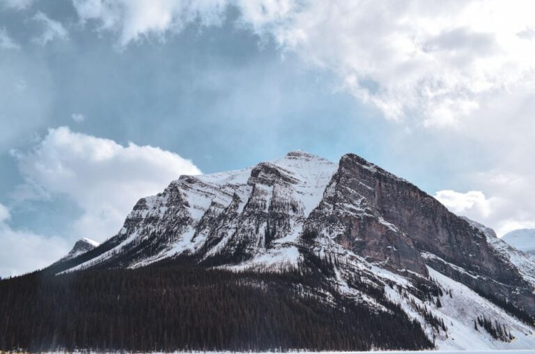 Calgary/Canmore/Banff: Lake Louise & Marble Canyon Tour