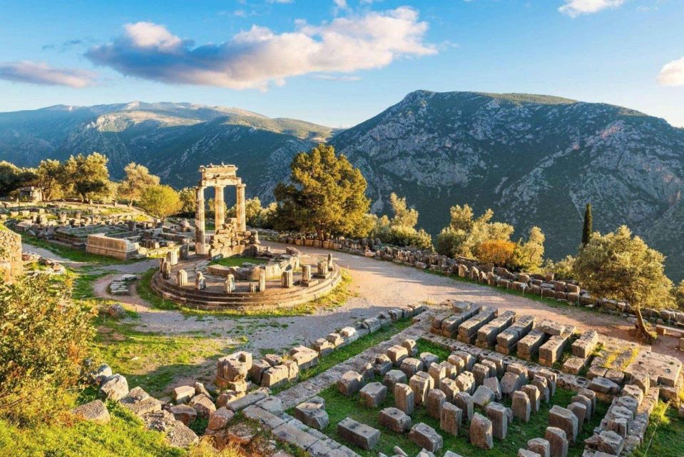 Delphi&Thermopylae Private Full Day Tour - Tour Details