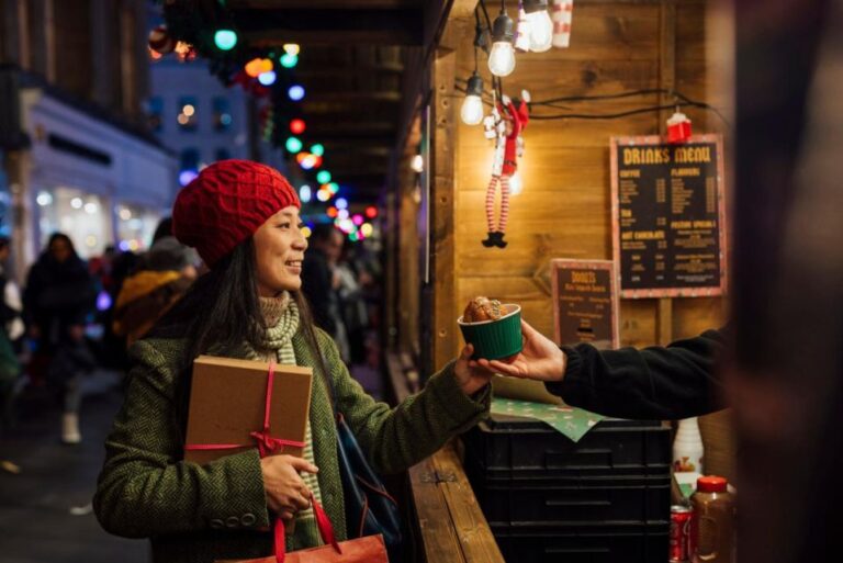 Enchanted Cambridge: A Festive Christmas Tour