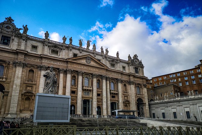 Fast Access Vatican Raphael Rooms Sistine Chapel & St Peter Basilica Guided Tour - Tour Details