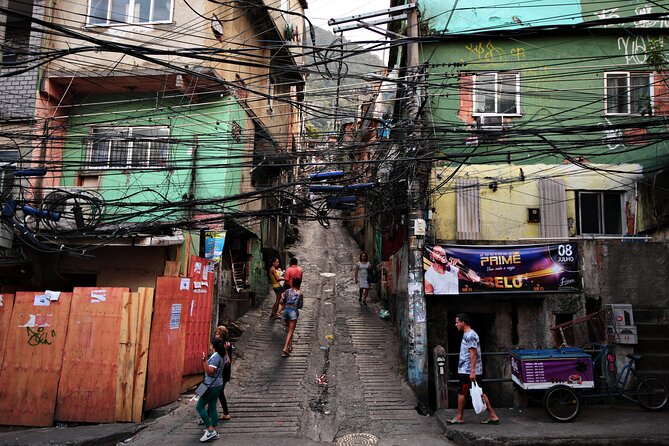 Favela Walking Tour in Rio De Janeiro - Tour Details