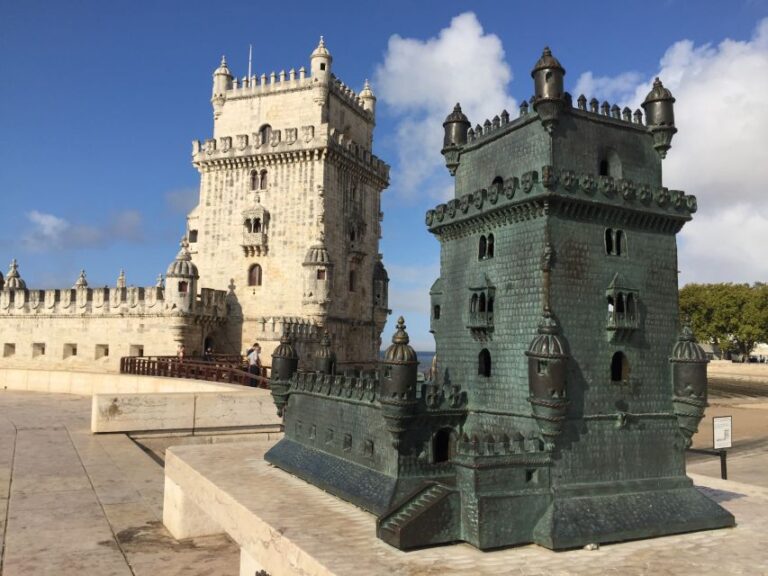 From Faro: 8-Day Tour of Portugal