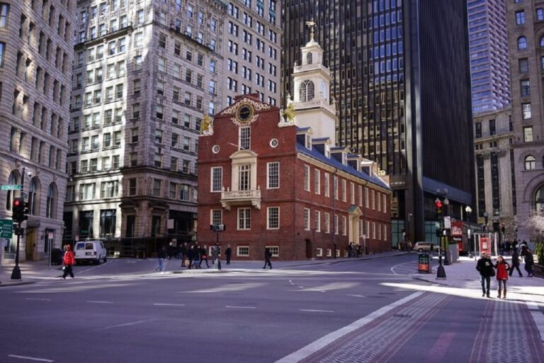 From NYC: Boston City and Harvard Guided Day Trip