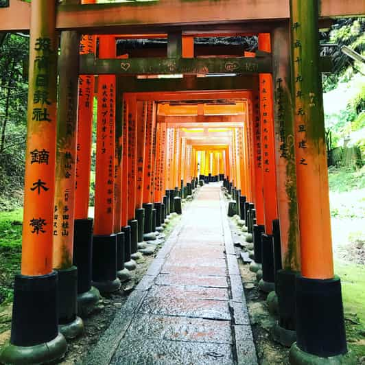 Inside of Fushimi Inari - Exploring and Lunch With Locals - Activity Details