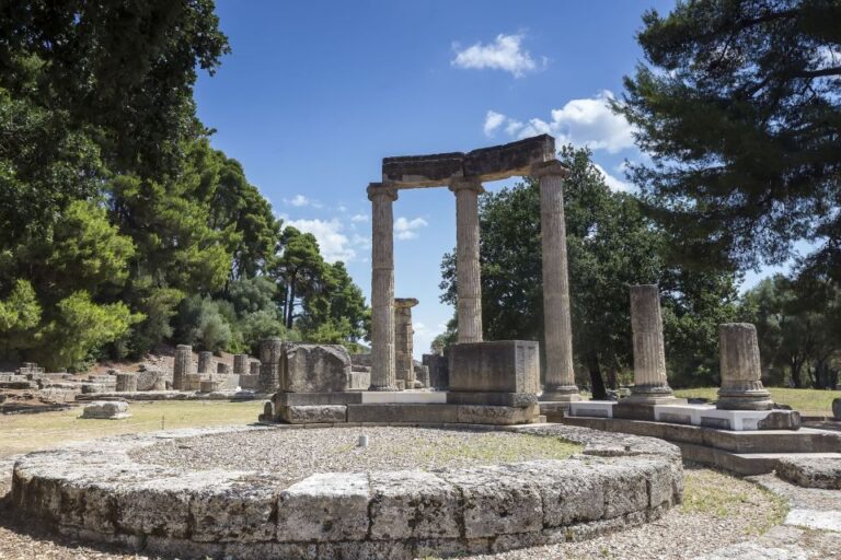 Katakolo: Ancient Olympia and Kourouta Beach Guided Tour