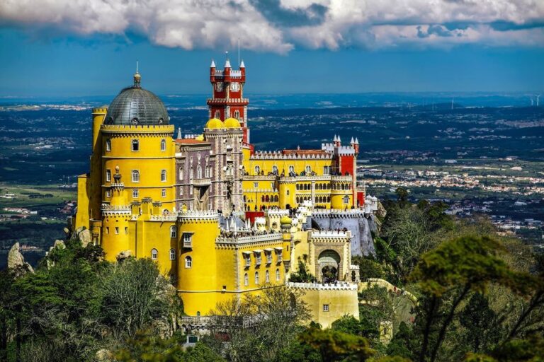 Lisbon: Sintra, Pena Palace, Roca & Cascais – Guided Tour