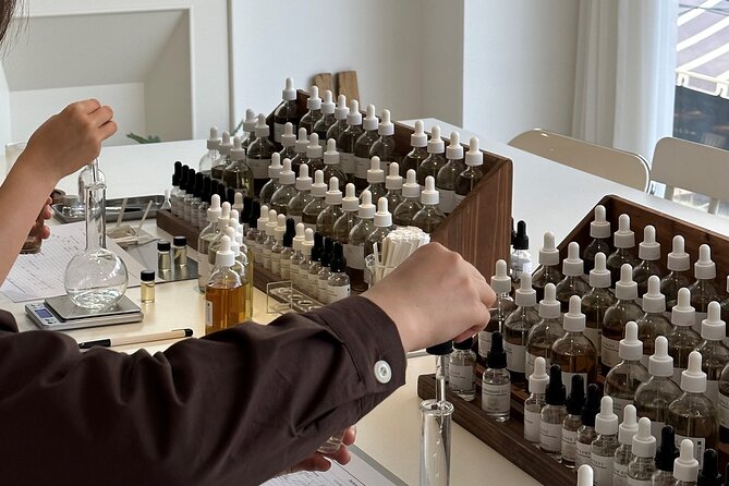 Make Your K-Scent Perfume: Modern Oneday Class in Seoul