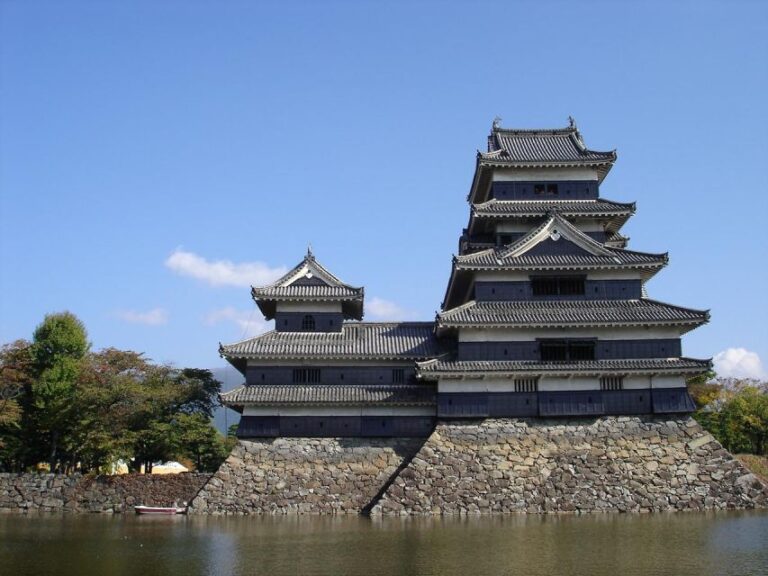 Matsumoto Castle Audio Guide: Japans National Treasure