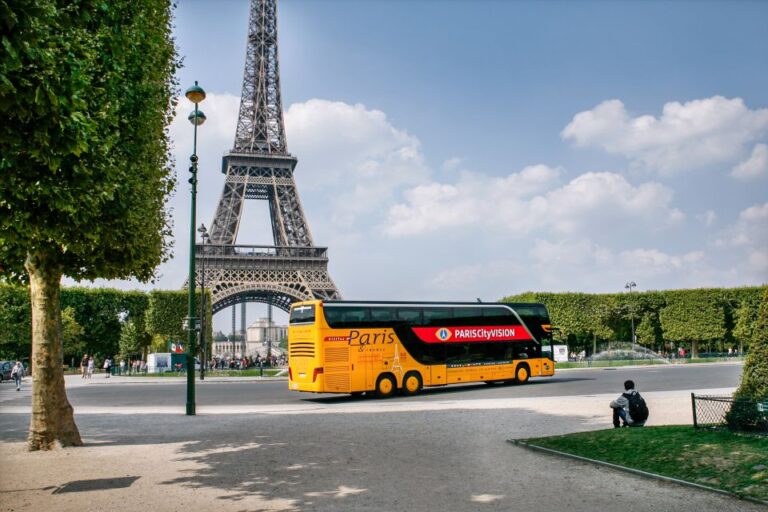 Paris: Audio-Guided Bus Tour & Seine River Cruise