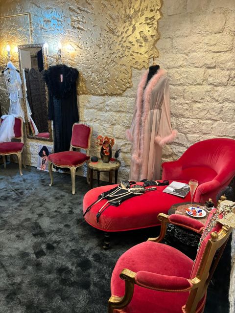 Paris: Private Lingerie Fitting Activity for Couples - Experience the Luxury of Paris