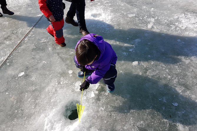 Private Experience for Ice Fishing and Ski From Seoul to Gangwon-Do