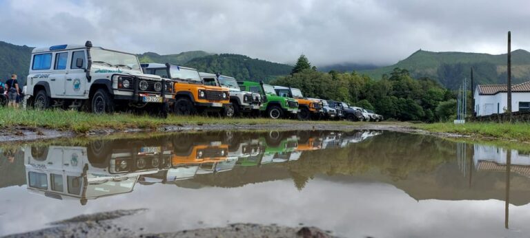 Private Half Day 4X4 Tour to Sete Cidades 1-4 People