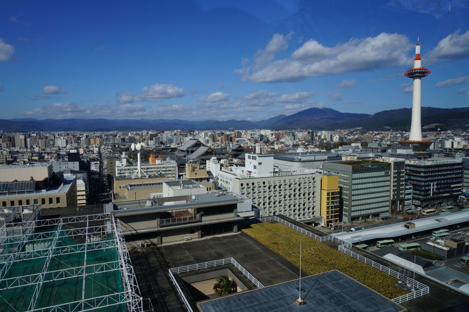 Welcome to Kyoto: Private Walking Tour With a Local - Experience Highlights