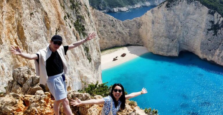 Zakynthos: VIP Highlights Tour With Swimming Stops & Cruise