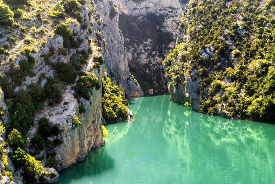 From Cannes: the Largest Canyon of Europe and Its Lake - Details