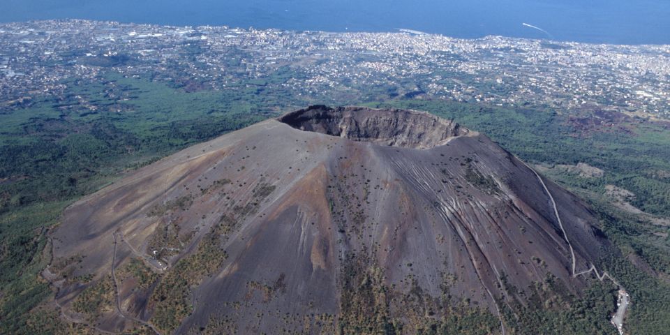 From Rome: Pompeii Ruins and Mt. Vesuvius W/ Lunch & Wine - Itinerary