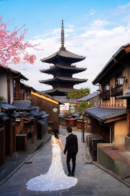 Kyoto: Private Romantic Photoshoot for Couples - Experience Details