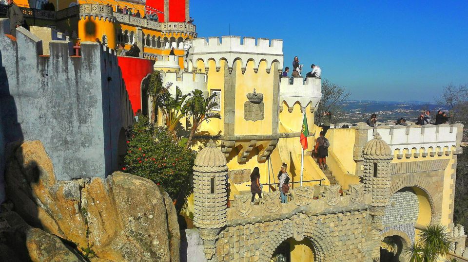 Lisbon: Afternoon Sintra-Cascais Private Tour - Tour Highlights