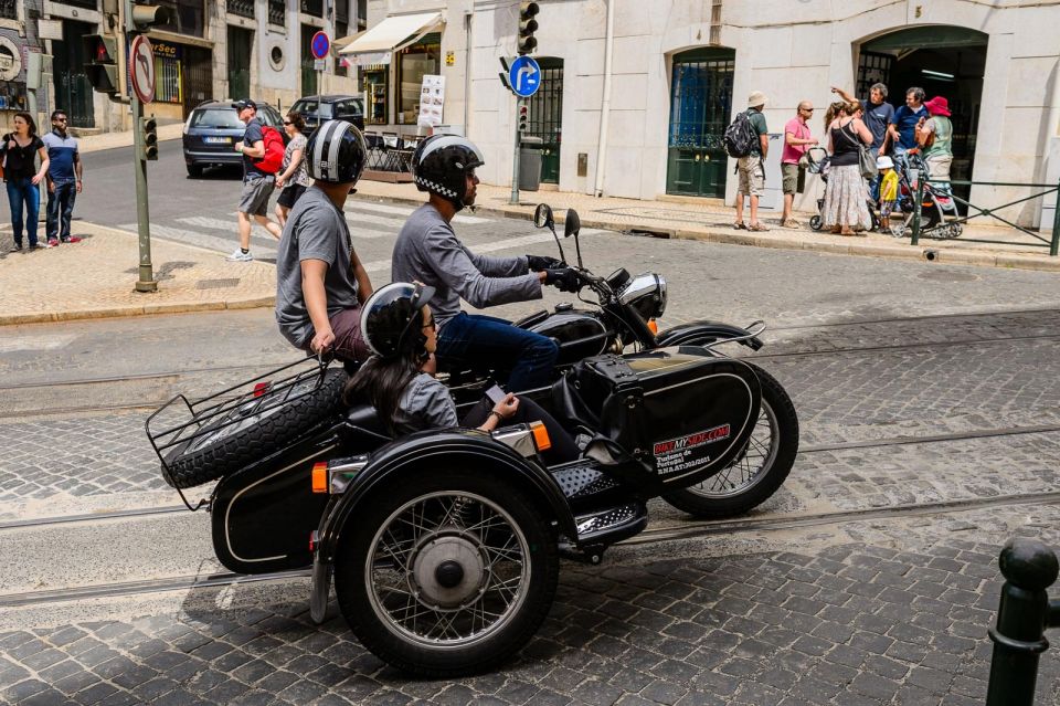 Lisbon Sidecar Tour ( the Netflix One) - Customer Reviews and Ratings