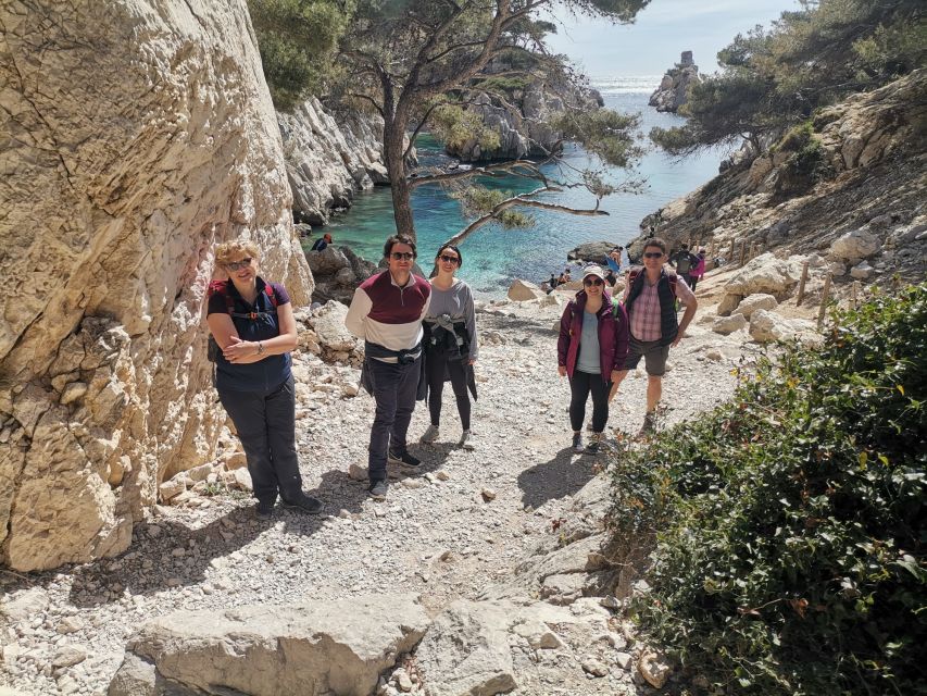 Marseille: Calanques National Park Guided Hike With Picnic - Hiking Itinerary and Schedule