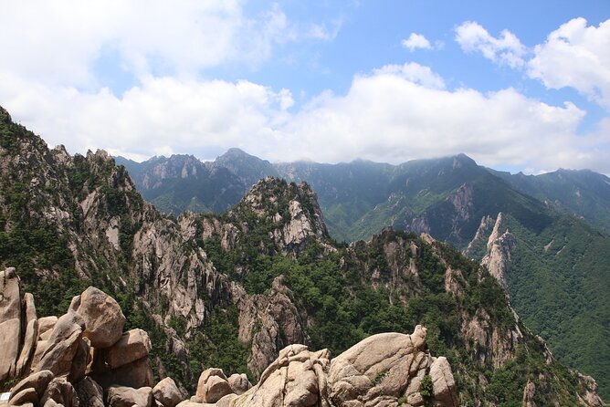 Mt. Seorak Tour - Meeting Point and Pickup