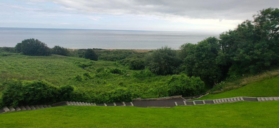 Omaha Beach and Colleville Cemetery Private Walking Tour - Tour Activity Description