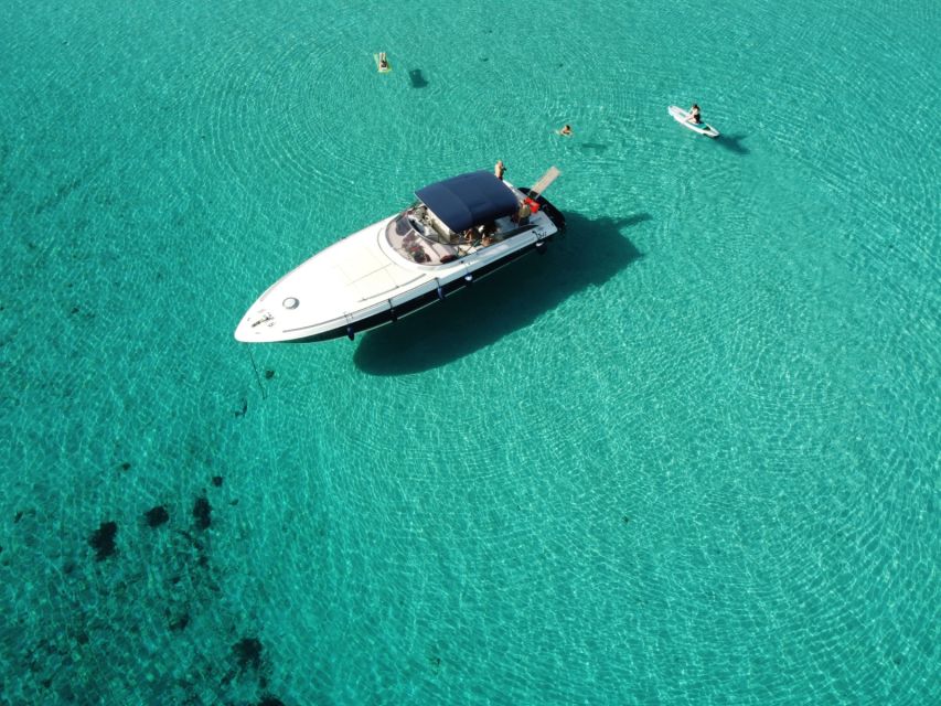 Palau: LUXURY BOAT TOUR National Park of La Maddalena - Tour Details