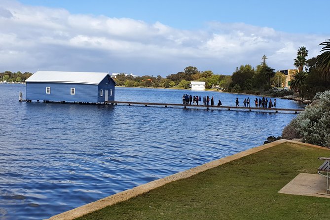 Perth Bike Tour - Beautiful Matilda Bay and Kings Park - Cycling Through Kings Park