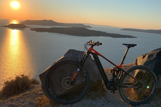 Private Electric Mountain Bike Experience and Tour in Santorini - Bike Specifications