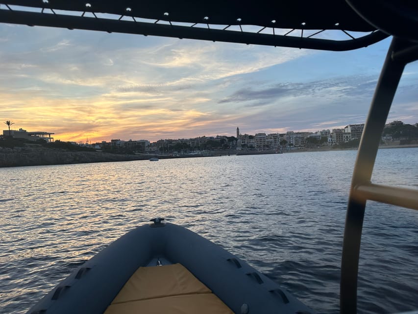 Sunsetboat Tour in Cala Bona/Millor:Sea Caves and Snorkeling - Available Languages